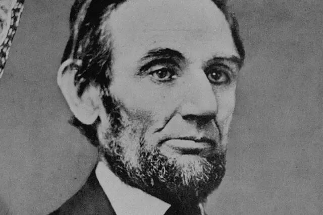 LINCOLN. En una imagen sin fecha antes de irse de Springfield, Illinois, para su toma de posesión presidencial en 1861 (AP/Archivo).
