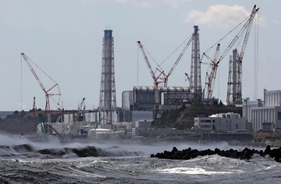 Según trascendió en los medios japoneses, el gobierno decidirá próximamente arrojar el agua contaminada de la planta nuclear de Fukushima al mar.