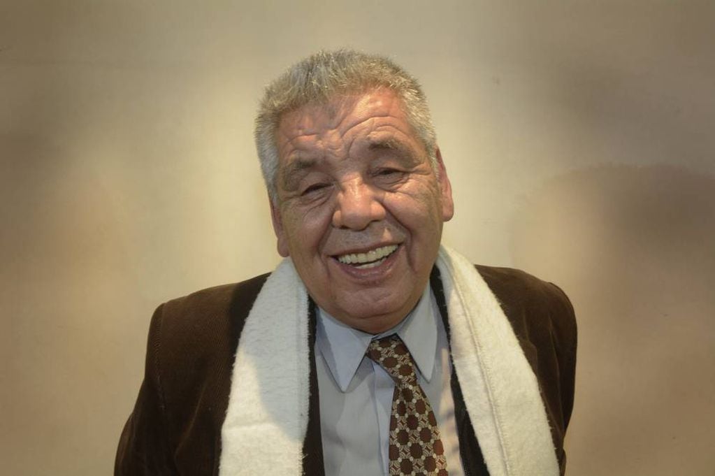 “Chino” Zavala: el historiador del fútbol mendocino y su vida lejos de las cámaras, pero siempre atada al deporte. Foto: Archivo Los Andes.