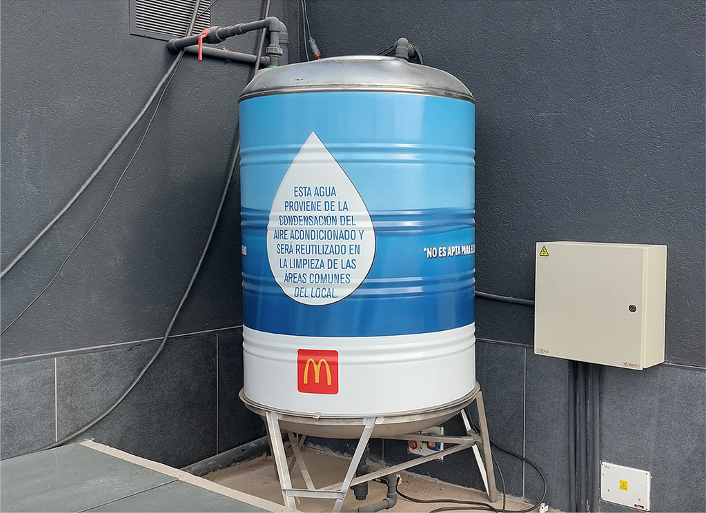 Tanque de recolección del agua de aires acondicionados para reutilización
