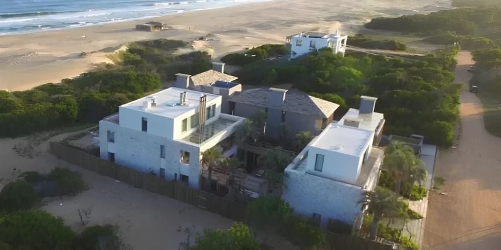 Ezequiel Lavezzi posee una lujosa casa en Uruguay.
