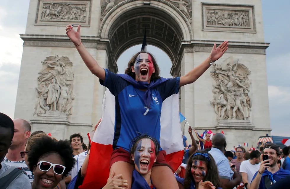Fotogalería: así se vivió en París la consagración de Francia en el Mundial
