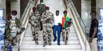 Junta militar de Guinea descarta el exilio para expresidente detenido