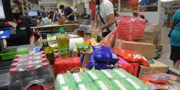 Nación admite disparada de precios de alimentos y elevará la ayuda social