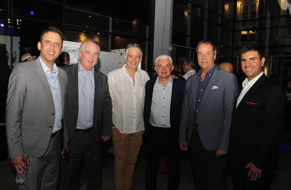 René Villegas, Eduardo Estrada, Pablo Miglioli, Alfredo Panella, Gustavo Badosa y Francisco Cruz.