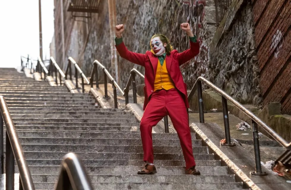 Sigue el furor por el "Joker": las escaleras del Bronx ahora atraen multitudes