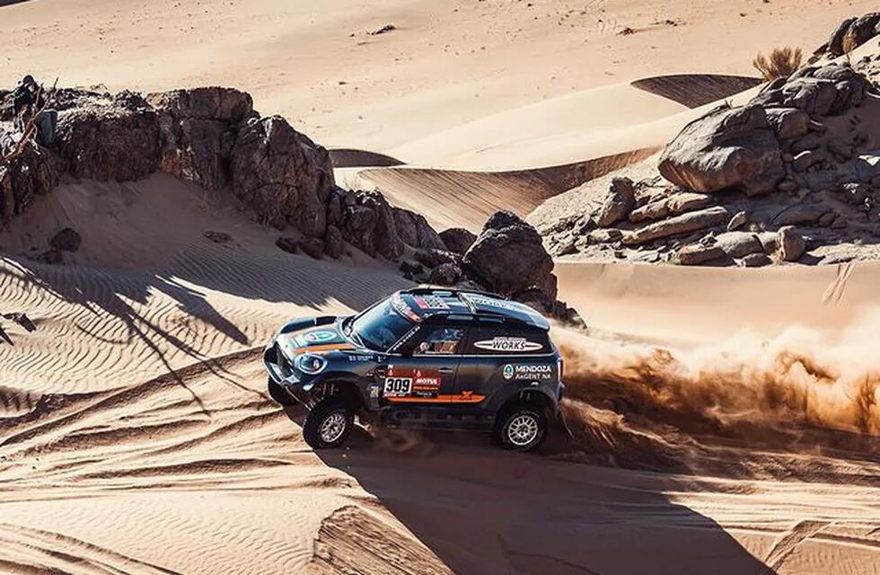 Nasser Al- Attiyah logró el triunfo en la tercera etapa del Dakar 2021. Por su parte, el mendocino Orlando Terranova llegó 23°.