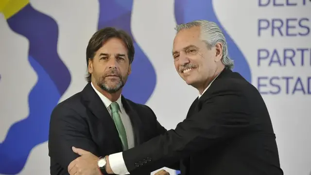 Luis Lacalle Pou y Alberto Fernández
