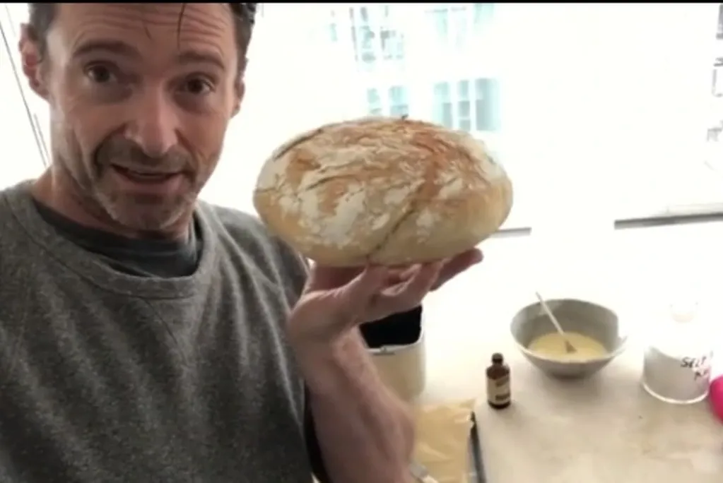 Esta es la receta de Hugh Jackman para hacer pan casero.