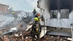 Ocho muertos deja accidente de avioneta en ciudad colombiana de Medellín
