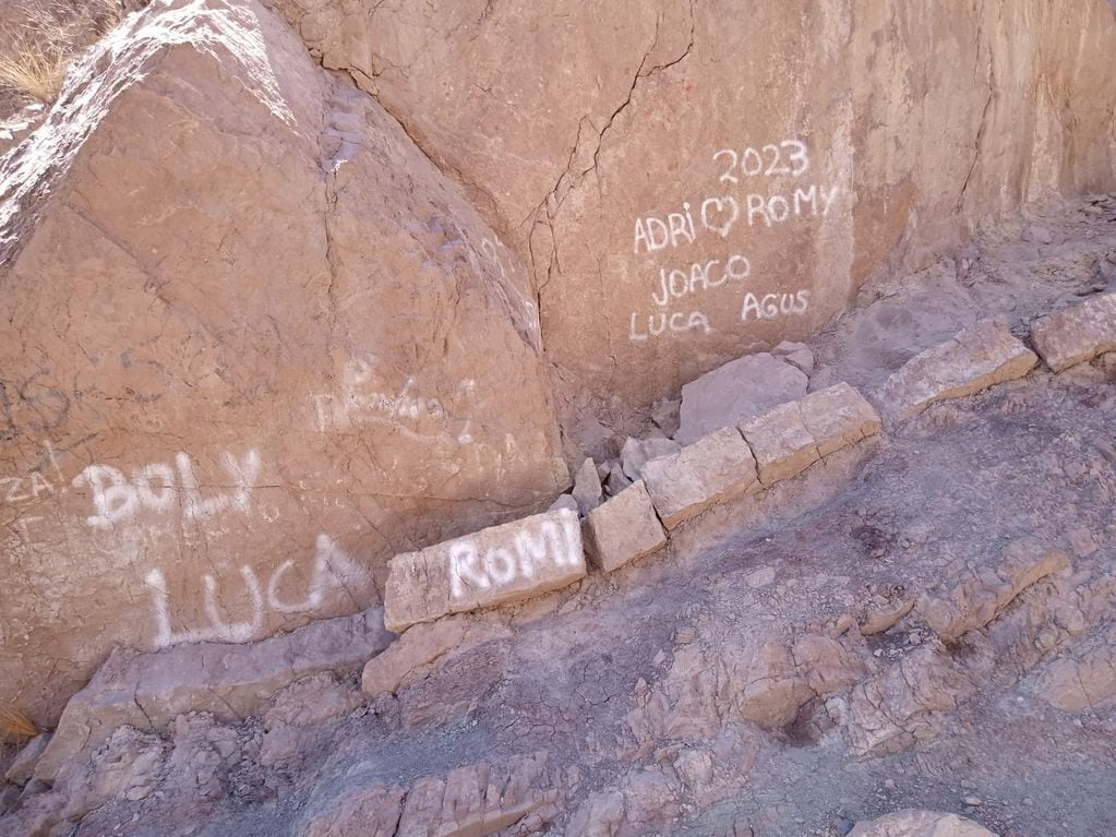 inscripciones, pintadas y vandalismo. | Foto: gentileza