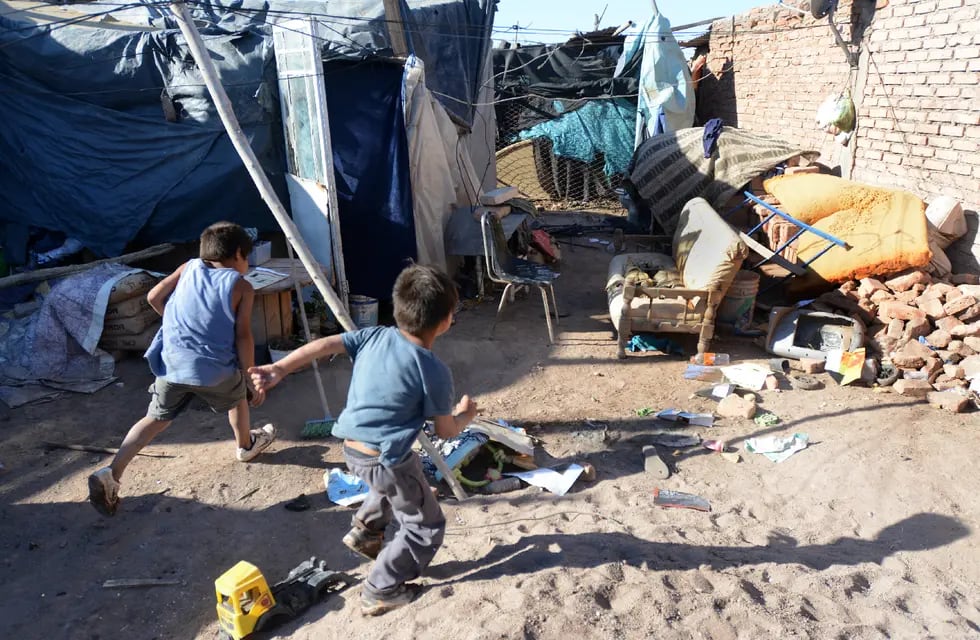 La pobreza abarca casi a la mitad de la población en Mendoza. Foto: Claudio Gutierrez / Los Andes