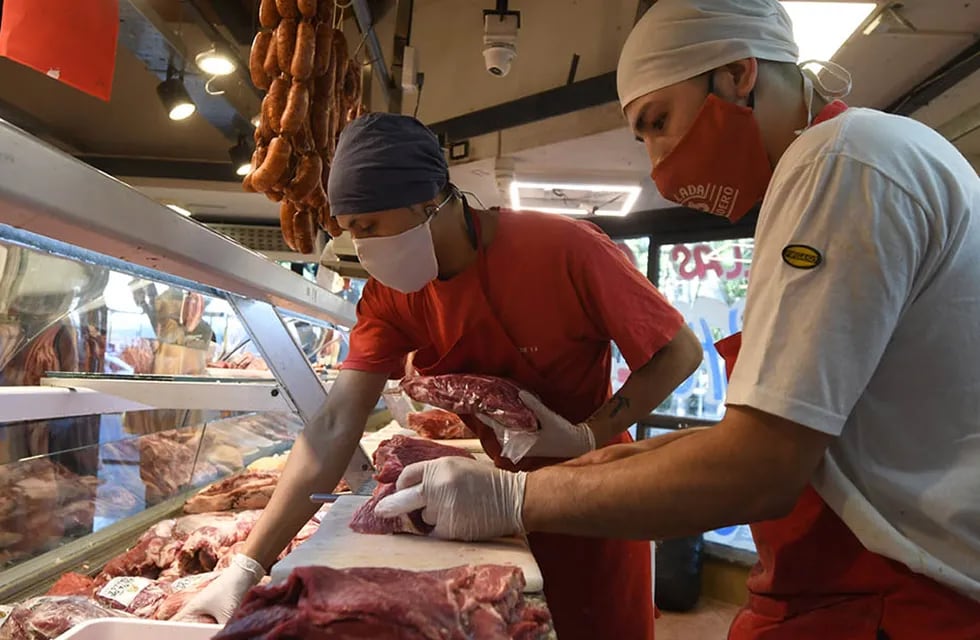Así quedaron los nuevos precios de los cortes de carnes seleccionados por el programa Precios Justos. Foto: José Gutierrez/ Los Andes