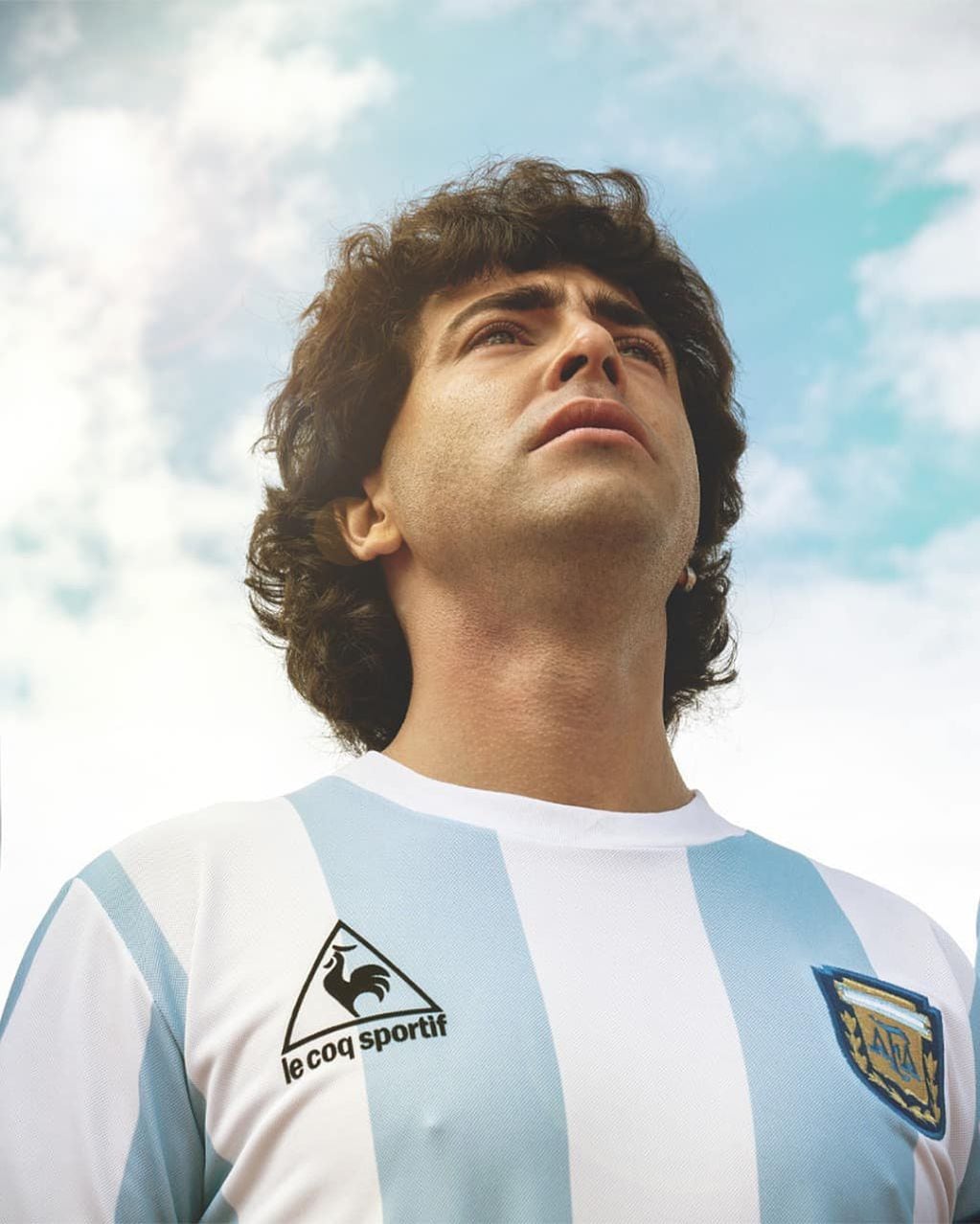 Nazareno Casero, uno de los actores que dará vida a "Maradona: Sueño Bendito", la serie de Amazon Prime será estrenada el 29 de octubre y repasará los momentos más felices y tristes de la vida de Diego. Foto: Instagram @maradonaprimevideo