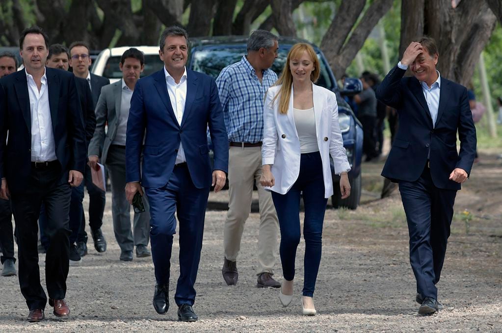 Sergio Massa, ministro de Economía de la Nación, pasó por Mendoza para anunciar una serie de medidas para paliar los daños ocasionados en los sectores productivos. Foto: Orlando Pelichotti / Los Andes