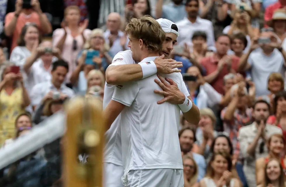 Wimbledon: Anderson eliminó a Isner en un partido que quedará en la historia 