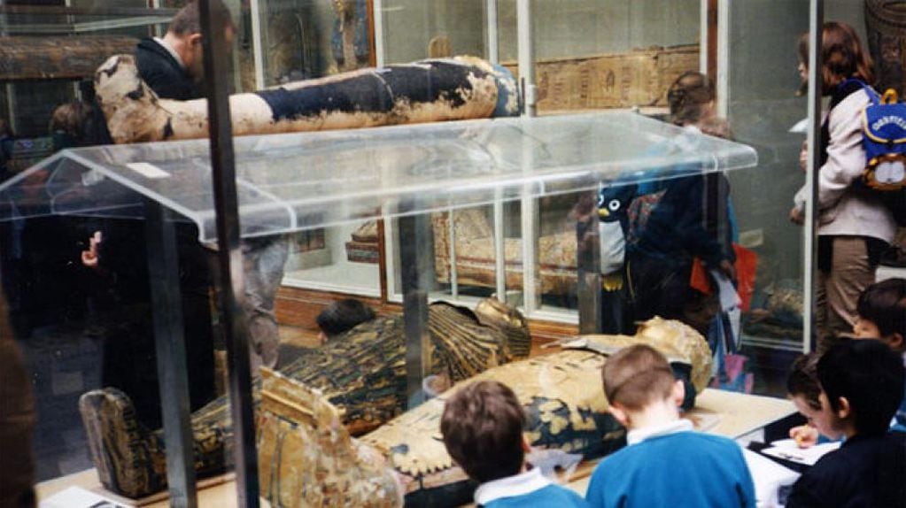 Momias egipcias en la colección del Museo Británico de Londres (Inglaterra).