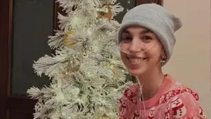Murió Elena Huelva, la influencer de 20 años que batallaba contra el cáncer
