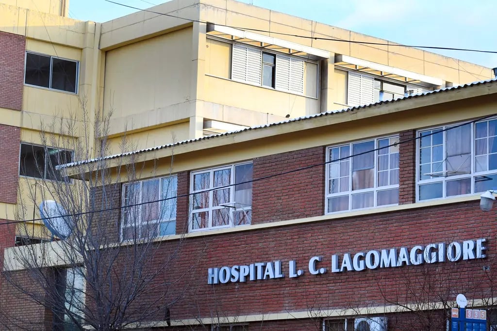 El herido fue internado en el hospital Lagomaggiore.