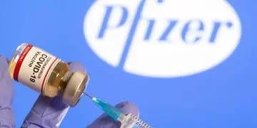 Pandemia. Pfizer y su socio alemán, BioNTech, están variando la receta de su vacuna. (AP)