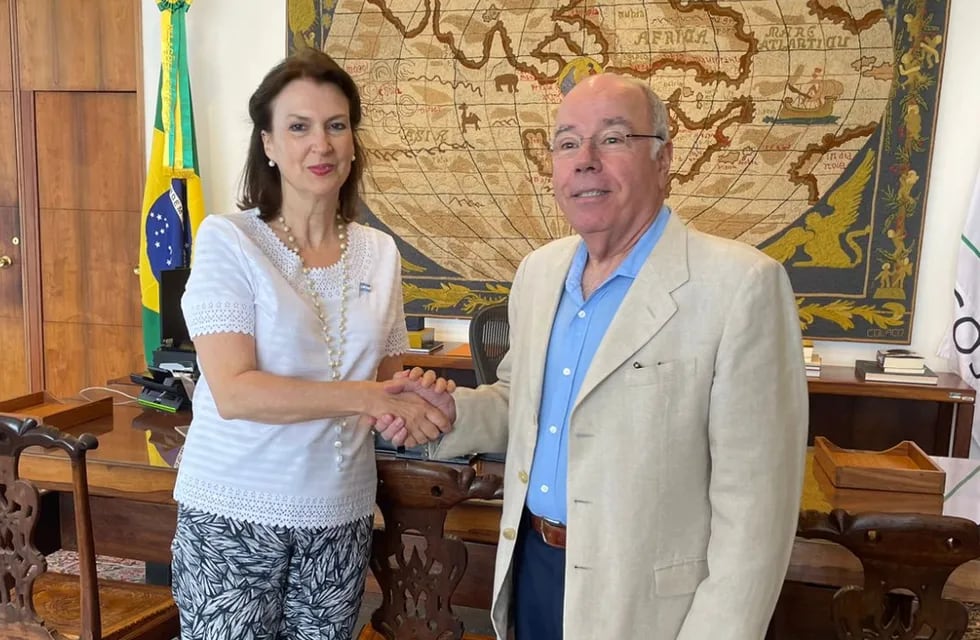 Diana Mondino viajó a Brasil para reunirse con el canciller Mauro Vieira - X Itamaraty Brasil