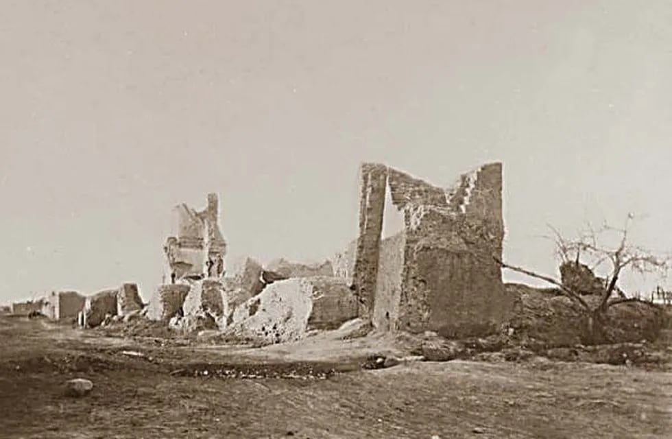 Ruinas de San Francisco luego del terremoto de 1861. / Archivo.