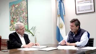 Gabriel Rubinstein y Sergio Massa en el ministerio de Economía