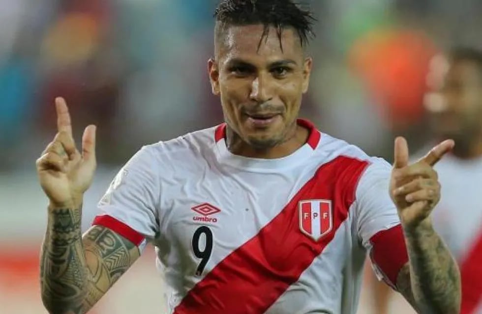 El peruano Paolo Guerrero es un sueño del Consejo de Fútbol del Xeneize. / Gentileza.