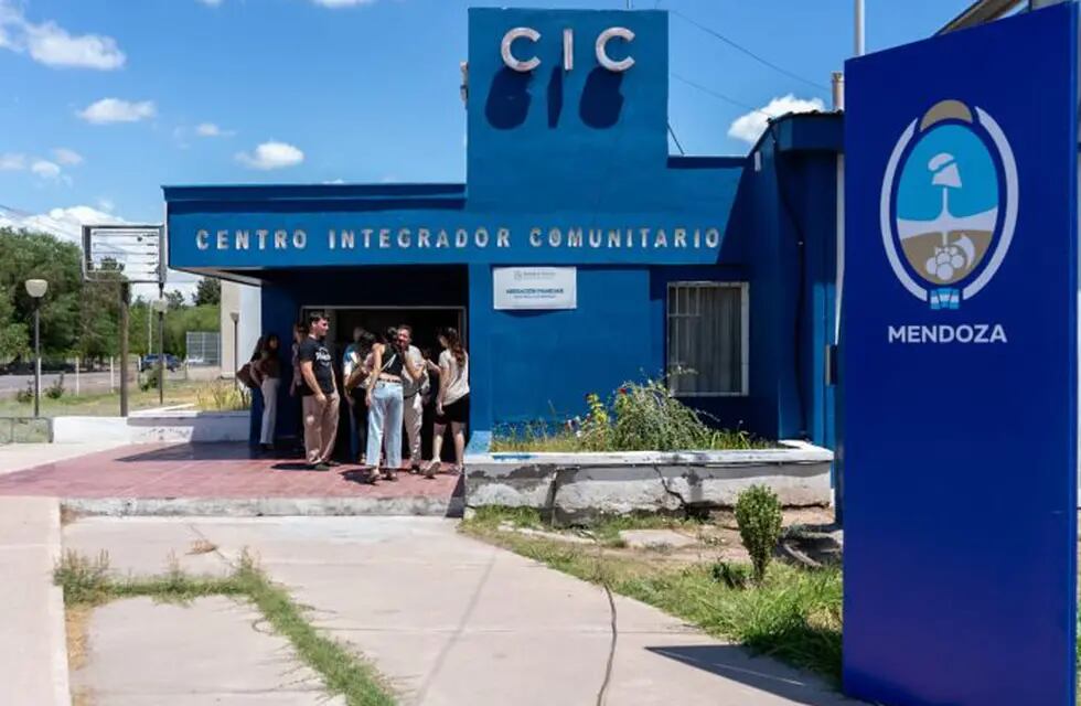 Mendoza inauguró el primer centro de día de Salud Mental para adolescentes. Centro de Día El Faro, en Maipú