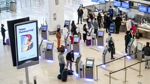 Estados Unidos dejará de exigir test negativo de covi-19 a los turistas para ingresar al país