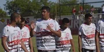 Rubén Ramírez volvió a los entrenamientos y Matías Navarro fue confirmado como refuerzo, mientras que Sebastián Pol y Toresani rescindieron.