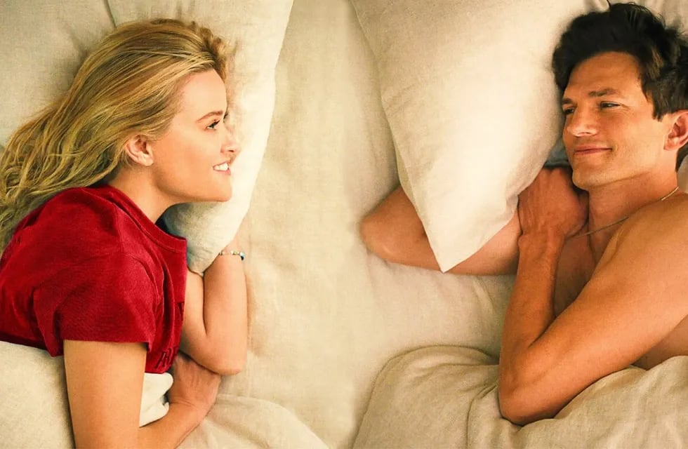 Reese Witherspoon y Ashton Kutcher protagonizan la comedia romántica de la temporada.