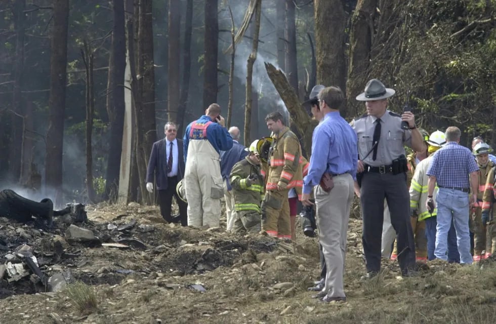 Así lucía el campo en Shanksville (Pensilvania), tras la caída del vuelo 93 de United Airlines aquel 11 de septiembre de 2001 (Archivo web)