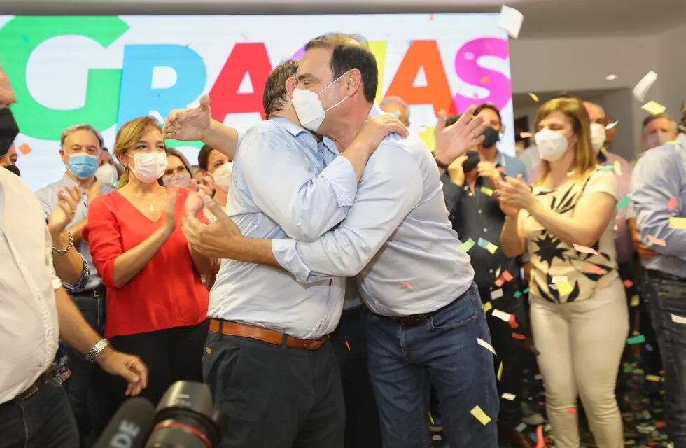 Reelecto: Gustavo Valdés, de la UCR, gobernará Corrientes hasta 2025 (Twitter @gustavovaldesok)