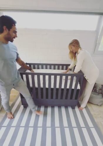 Nicole Neumann y Manu Urcera mostraron el cuarto de su bebé