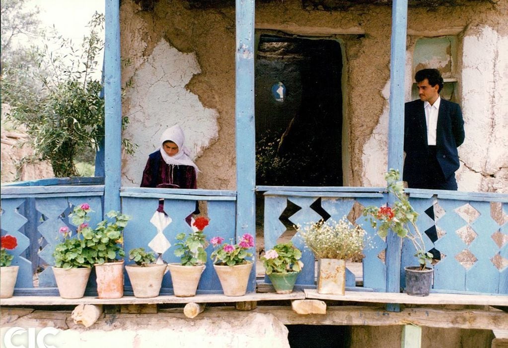 "A través de los olivos" (1994) de Abbas Kiarostami 