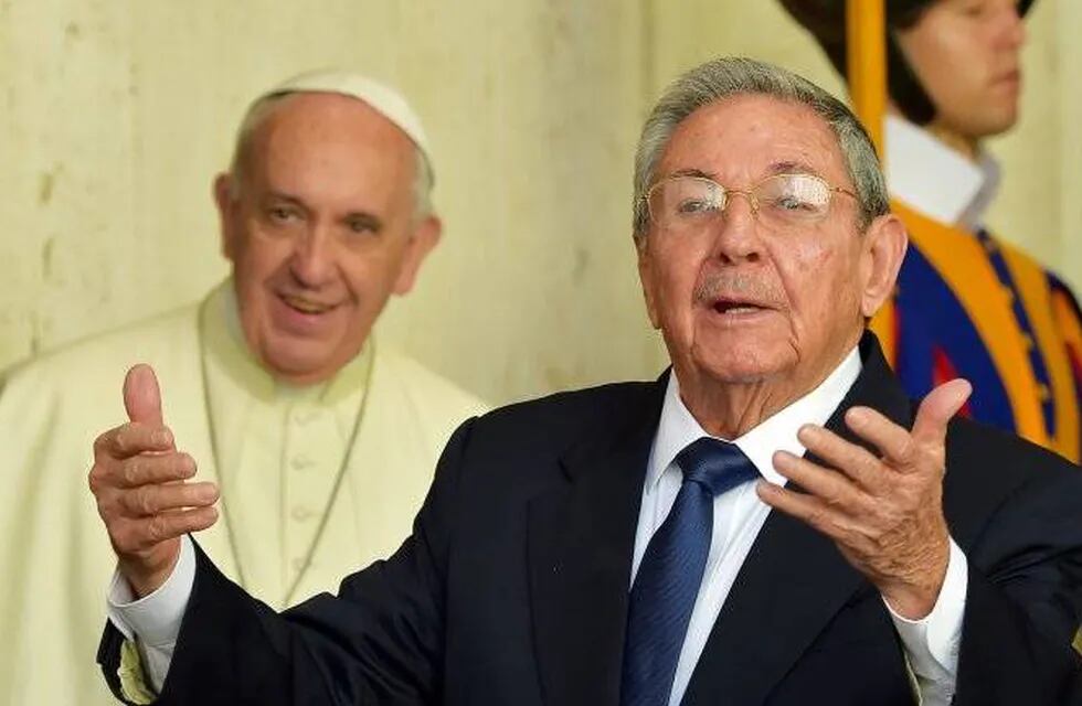 Histórica visita de Raúl Castro al Vaticano: “Volveré a la Iglesia”