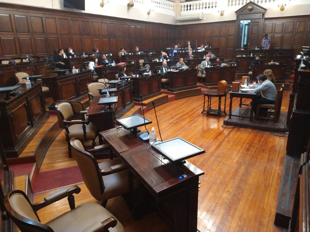 El bloque de senadores del Frente de Todos anunció hoy que no volverá a participar en las votaciones de los pliegos de los candidatos a jueces y fiscales. (Mariana Villa / Los Andes)
