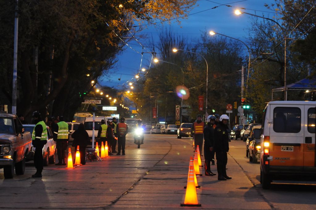 Más de 3.000 policías controlarán los festejos de Navidad y Año Nuevo en Mendoza