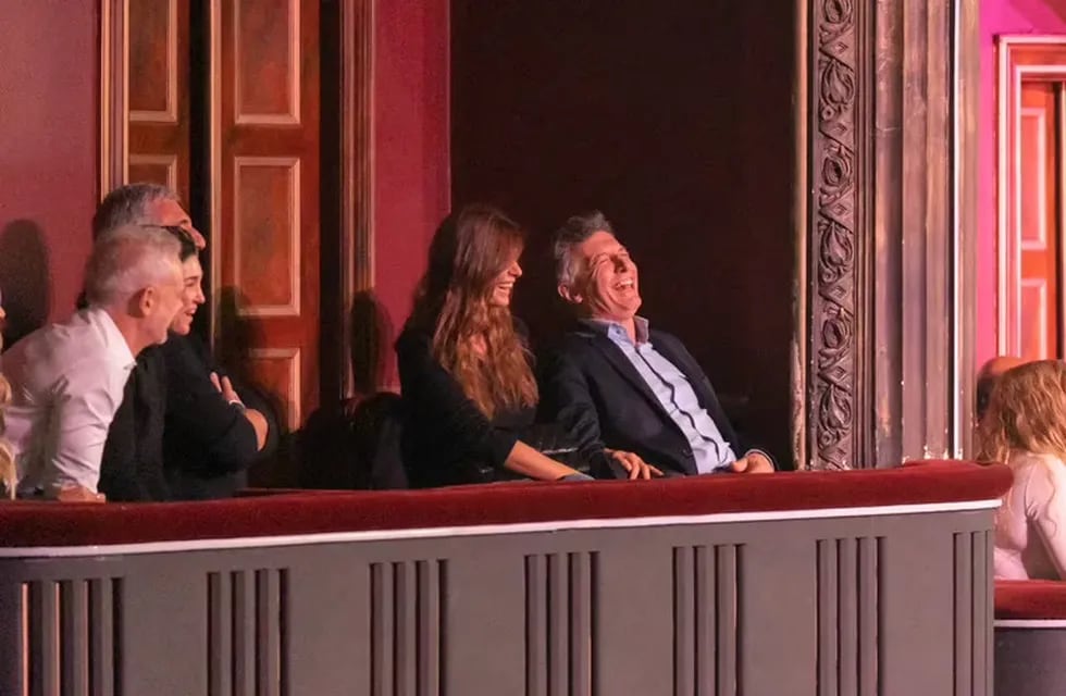 Mauricio Macri y Juliana Awada en el show de Bossi. / gentileza
