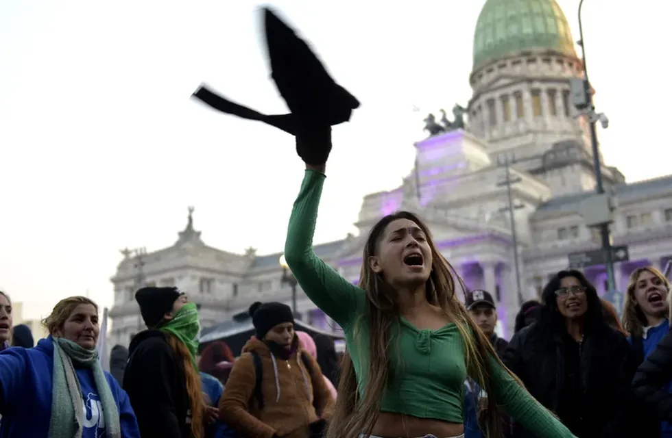 Miles de mujeres marcharon en Buenos Aires en el séptimo aniversario de Ni Una Menos. / Foto: Gentileza