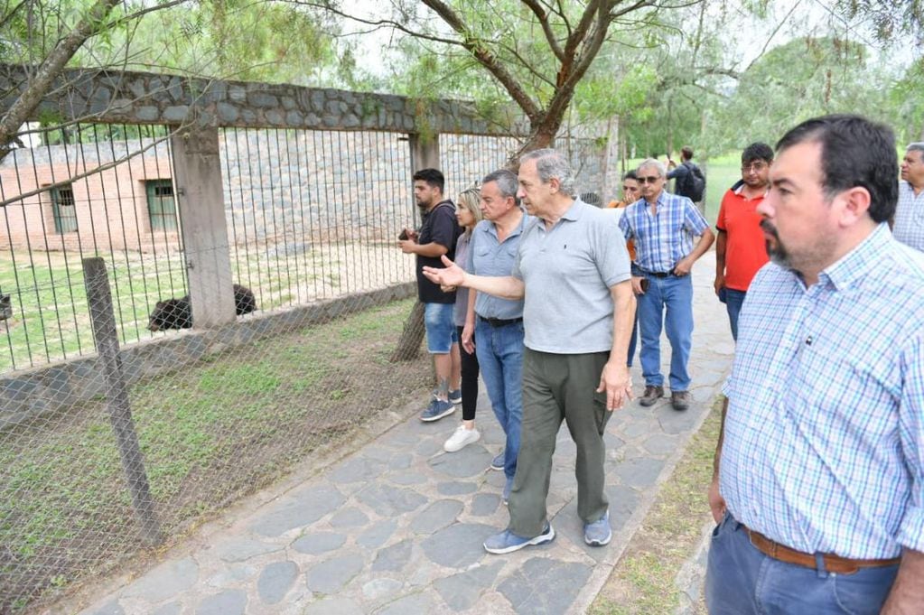 Autoridades de Tucumán visitaron el Zoológico de San Pedro. Foto: La Gaceta
