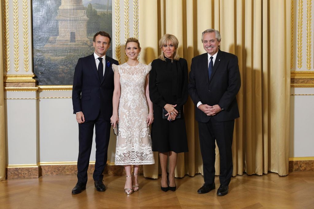 El presidente participó de la cena de cierre del Foro de París sobre la Paz. Foto: Presidencia