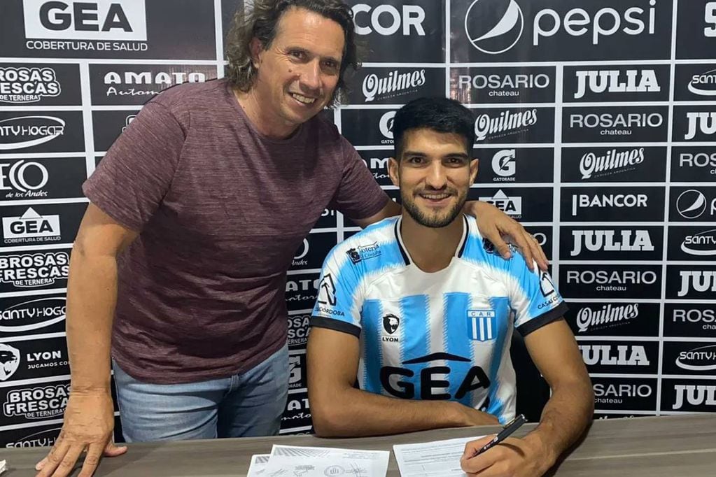 Leandro Fernández ya firmó su renovación y el capitán seguirá una campaña más en la Academia. (Prensa Racing)
