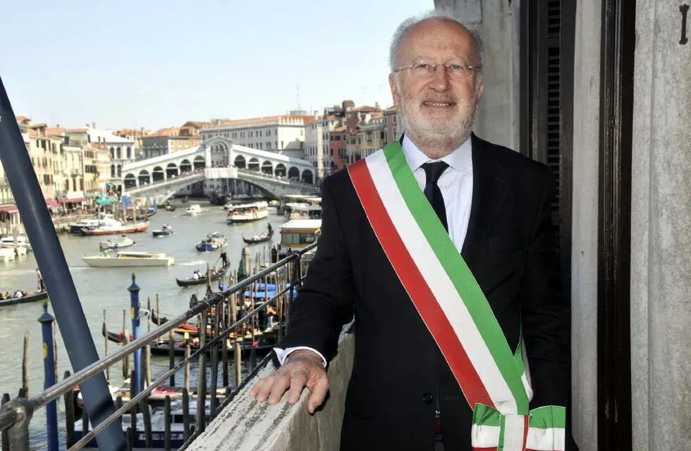 Detienen al alcalde de Venecia, empresarios y políticos por corrupción