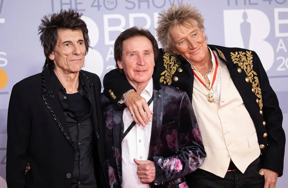 Ronnie Wood, Kenney Jones y Rod Stewart en febrero de 2020, cuando se reunieron para tocar en los Brit Awards. (Vianney Le Caer/Invision/AP)