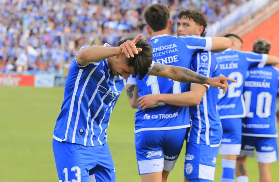 Nicolás Fernández festeja su gol ante San Lorenzo / Prensa Club Godoy Cruz.