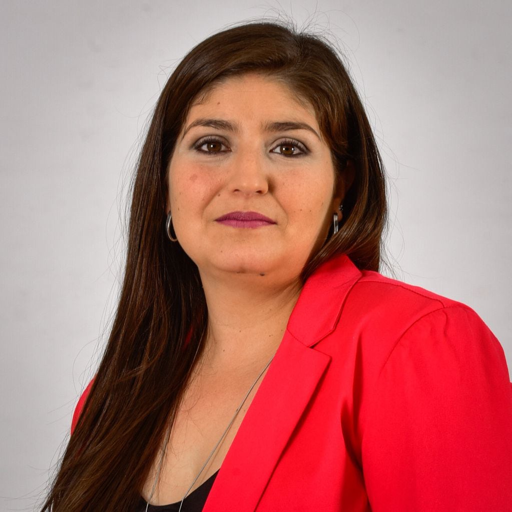 Anabel Rocca, senadora desde el año pasado y es militante de Las Heras.
