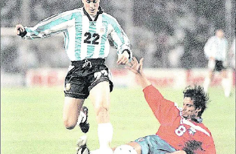  Un día como hoy de 1998. En el Malvinas, Argentina venció a Chile