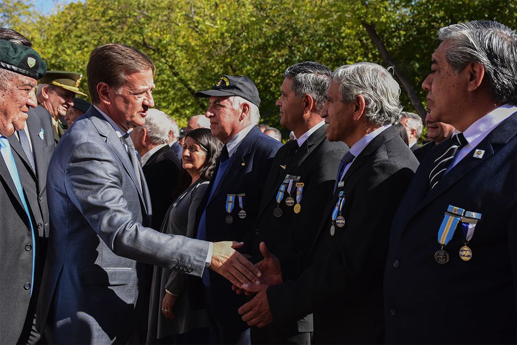 En el acto conmemorativo por los 40 años de la guerra de Malvina, se les prometió triplicar las pensiones a los veteranos. 
